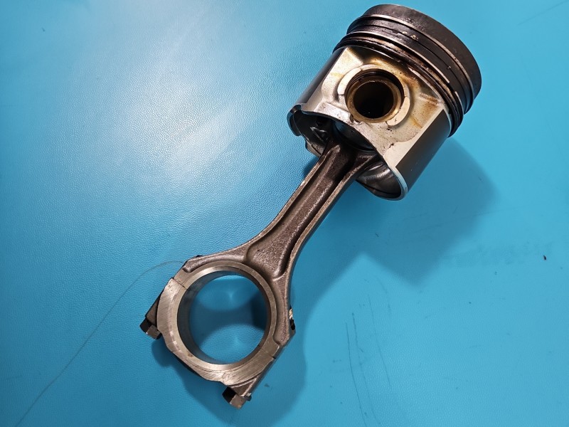 Tłok Isuzu D-Max II 11-19 2.5d (4JK1E5S-LA) 163KM