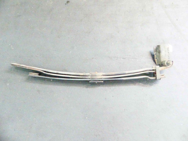 Resor tył Nissan Atleon II 06-13