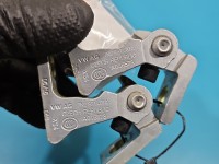 Zawias drzwi przód lewy Skoda Octavia III