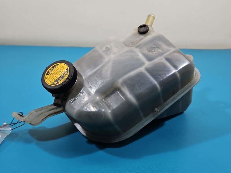 Zbiorniczek Zbiornik wyrównawczy Toyota Avensis III T27 2.0 D4D