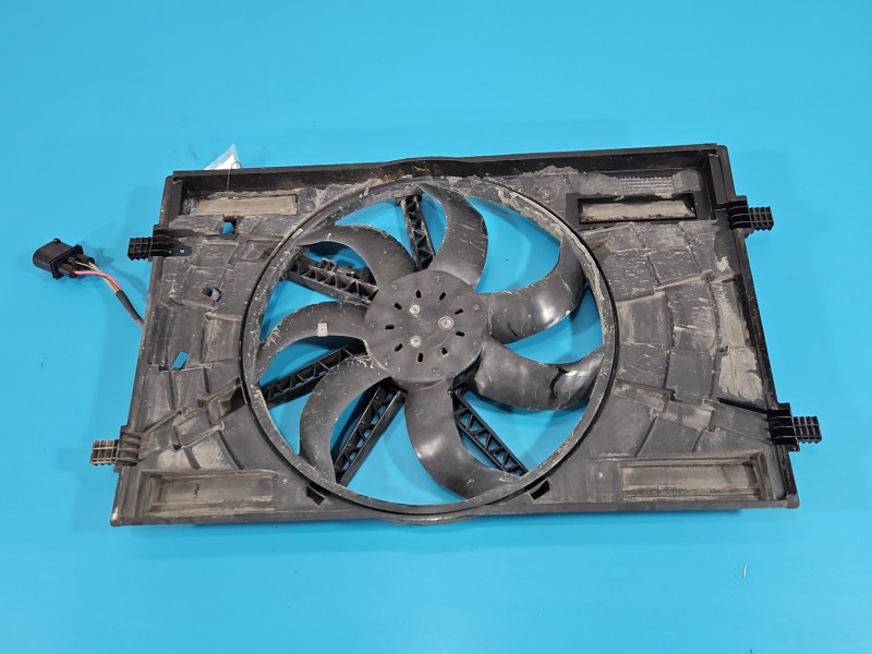 Wentylatory Wentylator chłodnicy Seat Leon III 12- 2.0 tdi 5Q0121205S, 5Q0121207AG