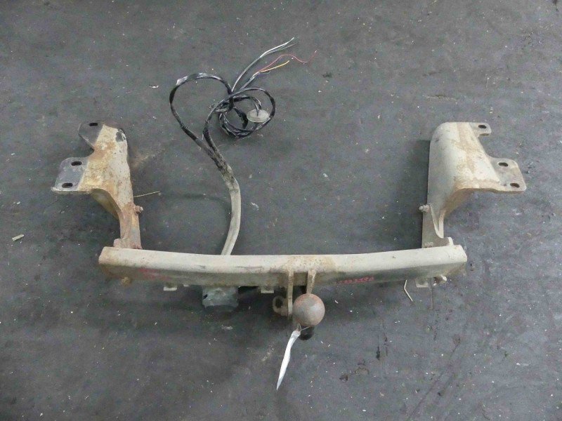 Hak holowniczy Toyota Verso 09-