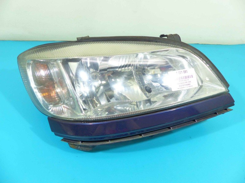 Reflektor prawy lampa przód Opel Zafira A EUROPA