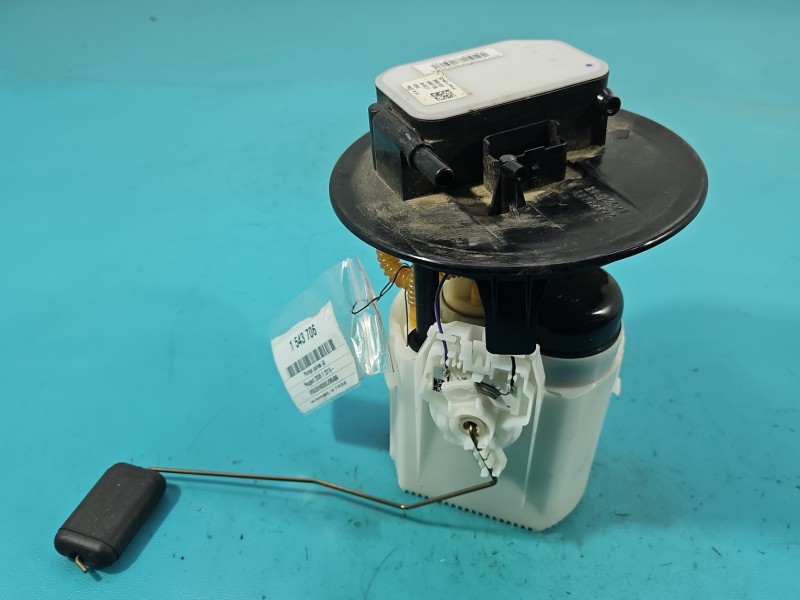 pompka Pompa paliwa Peugeot 2008 II 1.2 12V 9823464880 Peugeot, 6pin