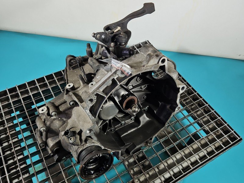 Skrzynia biegów Skoda Fabia I 1.2 12V Skrzynia biegów Skoda Fabia I 1.2 12V