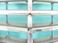 Zderzak przód przedni Mercedes W204 srebrny C775