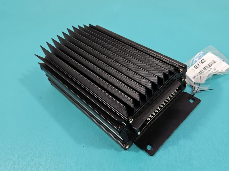 Wzmacniacz Audi A8 D2