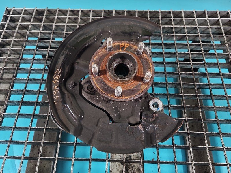 Zwrotnica prawa piasta przód 2.0 EcoBoost Ford Fusion USA 2012-2020 Zwrotnica prawa piasta przód 2.0 EcoBoost Ford Fusion USA 2012-2020