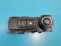 Przełącznik sterowania radia Renault Kadjar