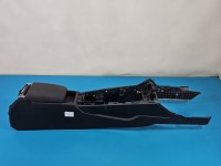 Podłokietnik TUNEL Audi A4 B9 8W0864981C, 8W0864283A, 8W1863241A EUROPA