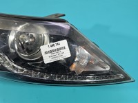 Reflektor prawy lampa przód Kia Sportage III 10-15 EUROPA