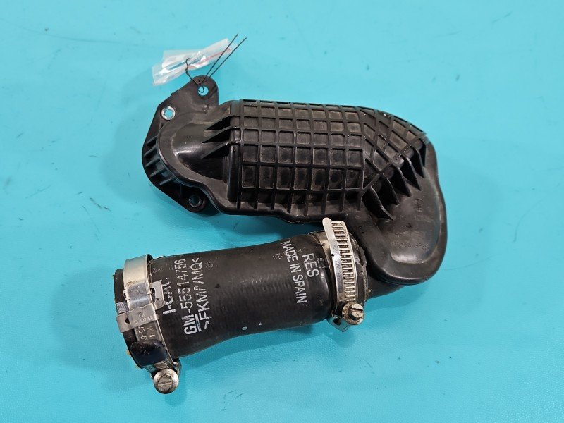 Rura przewód Producent części: OPEL, INTERCOOLER Opel Insignia B 55514756 2.0 cdti (D20DTH) Rura przewód Producent części: OPEL, INTERCOOLER Opel Insignia B 55514756 2.0 cdti (D20DTH)