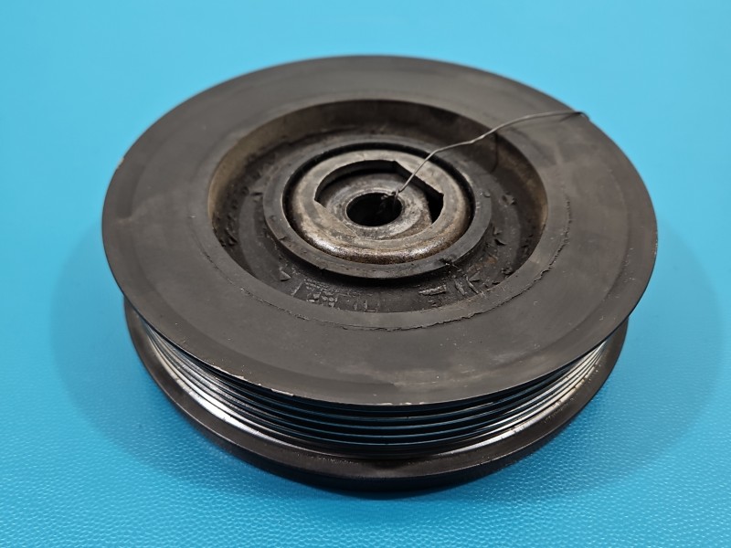 Koło pasowe wału korbowego Mercedes Vito W447 14- 1.75 cdi