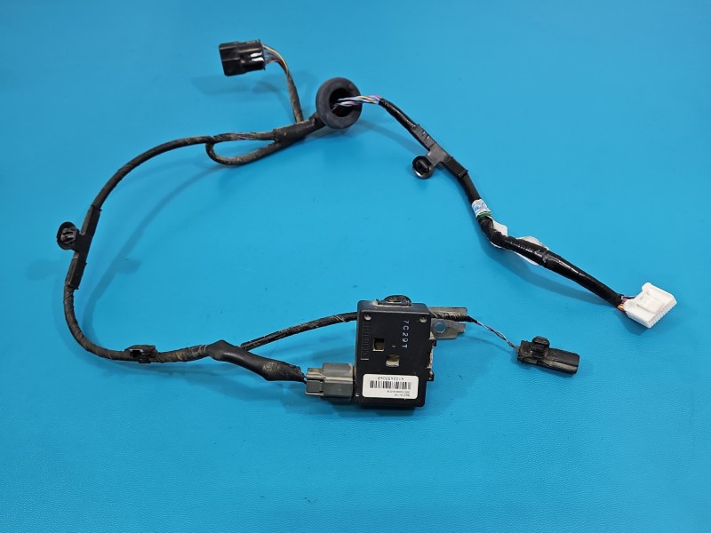 Wiązka instalacja 8637A176, 8637A176, na pasie tylnym , G8D-640M-BUZ Mitsubishi Eclipse Cross 8637A176