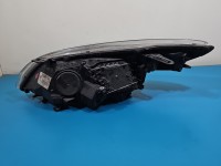 Reflektor prawy lampa przód Renault Megane III EUROPA