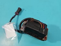 Opornik rezystor Audi A8 D2 4D0820521A