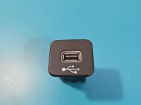 Gniazdo USB Jeep Renegade 14- 735600659