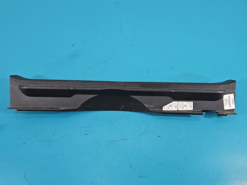 Osłona ZAŚLEPKA PLASTIK Vw Passat B8 3G9863459