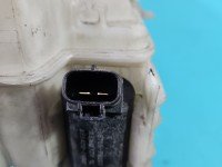 Zbiornik Zbiorniczek płynu spryskiwacza Toyota Land Cruiser J200 07-