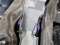 Lampa tył lewa TOYOTA, 06-08 Uszkodzone zaczepy wkładu Toyota Avensis II T25 kombi EUROPA