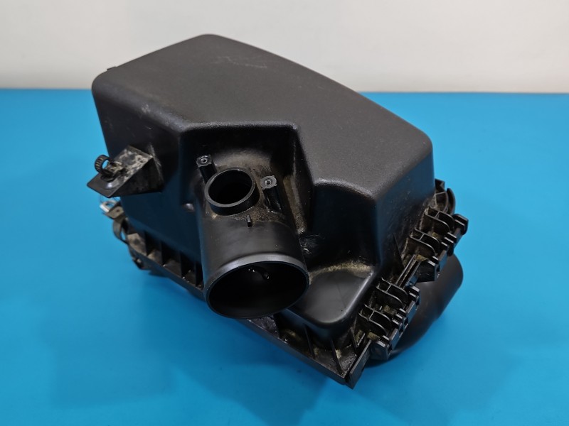 Obudowa filtra powietrza Toyota Corolla E15 1.6 vvti 17705-0T090, 17701-0D160