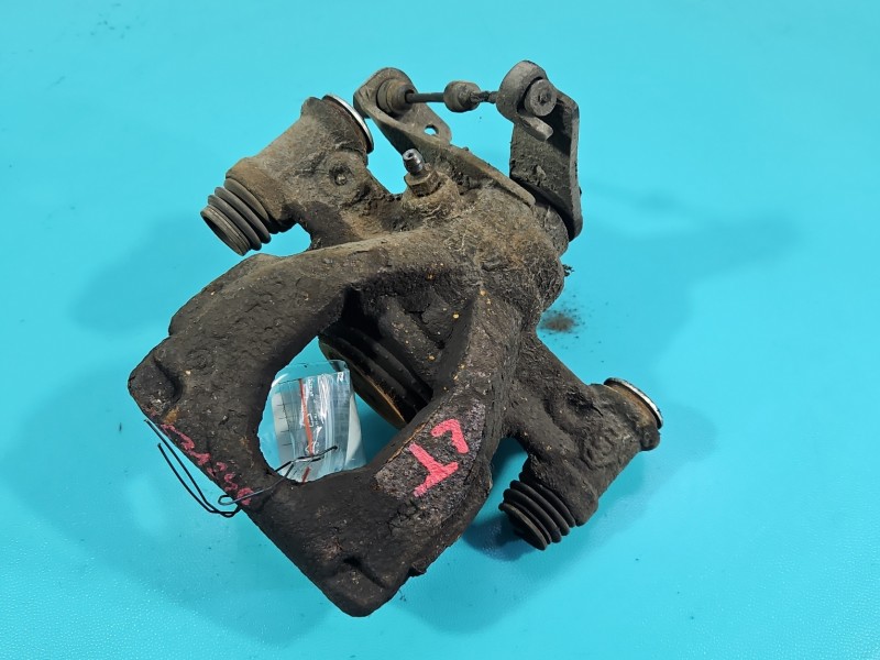 Zacisk tył lewy Renault Master III 10-24 2.3 DCI inny