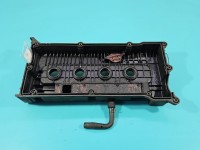 Pokrywa zaworów Hyundai Matrix 1.6 16V