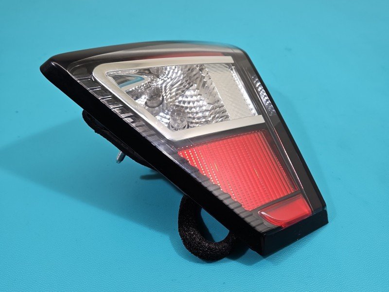 Lampa tył prawa Producent części: FORD, KLAPY BAGAŻNIKA, GV41-13A602-AG Ford Kuga Mk2 II 13-19 HB EUROPA