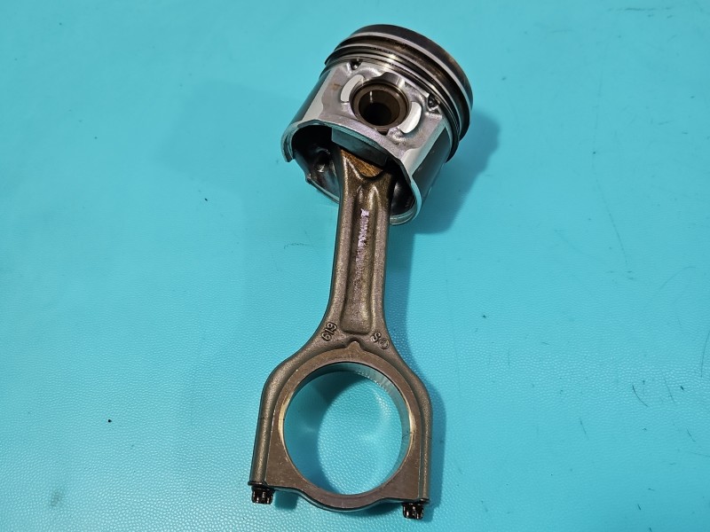 Tłok Peugeot Partner II 1.6 HDI (9H06) 75KM