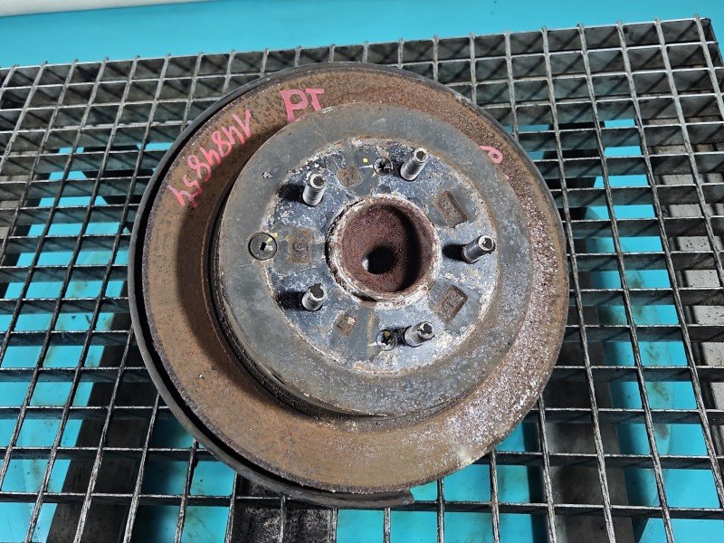 Piasta koła tył prawa zwrotnica łożysko Hyundai Tucson III 15-20 2.0 crdi Piasta koła tył prawa zwrotnica łożysko Hyundai Tucson III 15-20 2.0 crdi