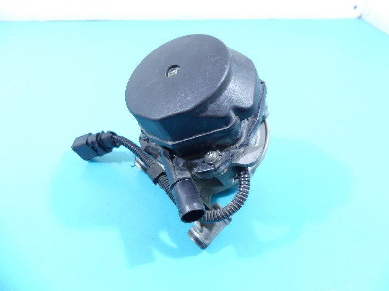 Pompka pozostałe Porsche Panamera I 970 7PP959253A