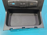 Gniazdo USB Hyundai Tucson IV 20- 84630-N7210