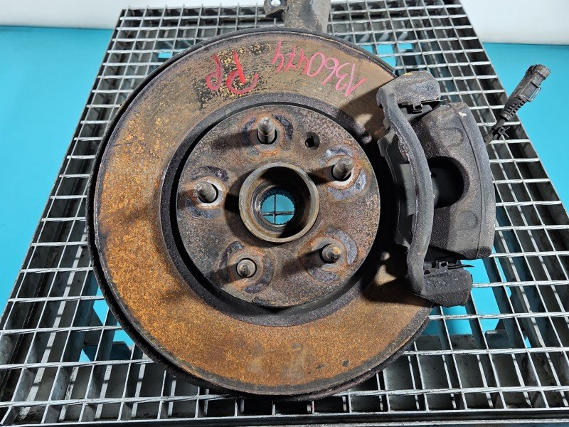 Zwrotnica prawa piasta przód 2.0 cdti Opel Insignia A