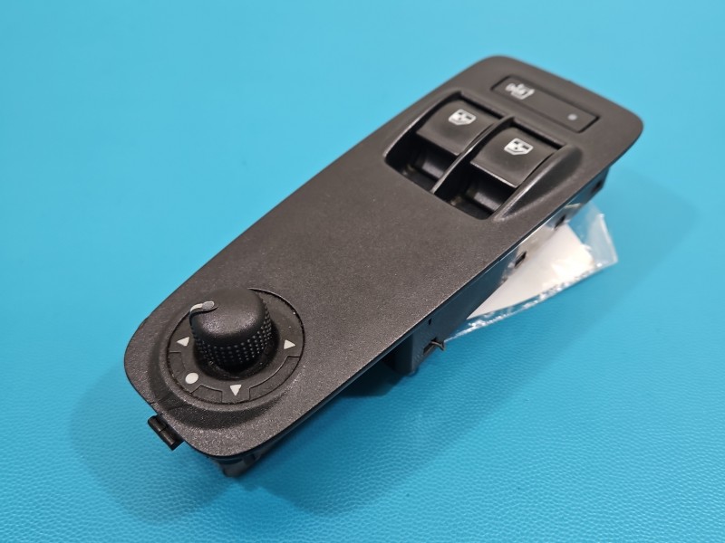 Przełącznik szyb Fiat Ducato IV 07355329050, 30170573 Producent części: FIAT EU