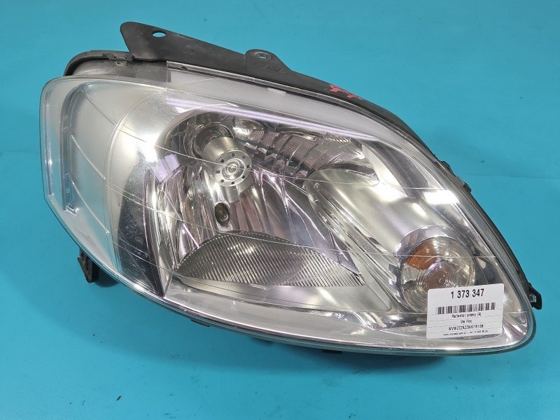 Reflektor prawy lampa przód Vw Fox EUROPA