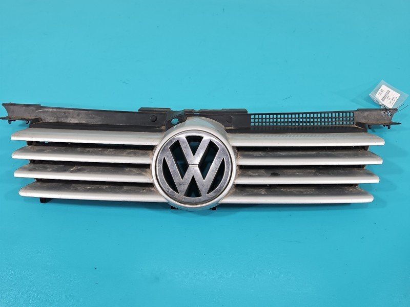 Atrapa grill Vw Bora Atrapa grill Vw Bora