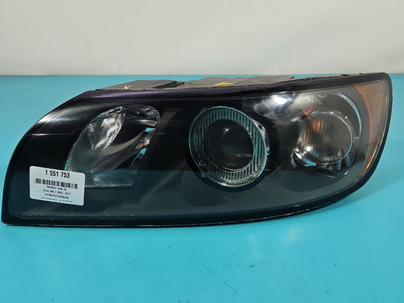 Reflektor lewy lampa przód Volvo S40 II V50 EUROPA