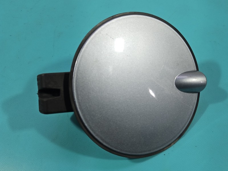 Klapka wlewu paliwa Opel Meriva A srebrny, Europejska, Kod lakieru: Z163, srebrny Z163