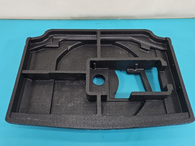 Wkład styropian bagażnika koła zapasowego Opel Astra VI L 9835405680