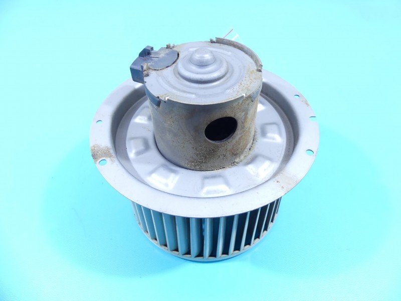 Dmuchawa nawiewu wentylator mazda Tribute I 00-07 europa