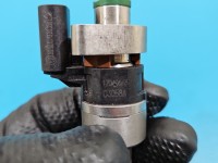 Wtryskiwacz listwa wtryskowa 55577403 Opel Astra V K 1.4 T 125KM