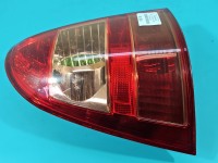 Lampa tył lewa Toyota Corolla E12 kombi 04-07 PO LIFCIE KOMBI Z LISTWĄ ŻARÓWKOWĄ FARBA EUROPA