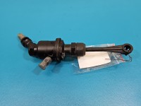 Pompka sprzęgłowa Nissan Qashqai I J10 06-13 30610ET000 2.0 dci