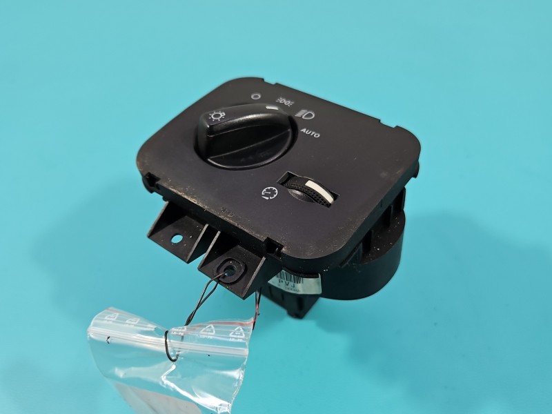 Przełącznik włącznik świateł Land Range Rover sport I L320 YUD501480