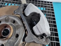 Zacisk przód lewy Mercedes W213 2.0 CDI