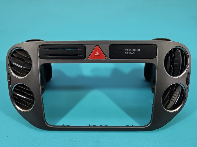 Kratka nawiewu środkowa Vw Tiguan I 07- 5M0858071K EUROPA