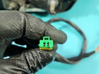 Lusterko prawe Peugeot 807 EZRC Europa /lakier: EZRC / elektrycznie składane/ 6+2+2 pin / Rysy na obudowie europa