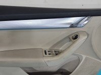 Tapicerka drzwi przód lewa boczek Skoda Octavia III