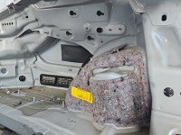 Błotnik tył lewy Mercedes CLS II C218 W218 218 ćwiartka srebrny 775