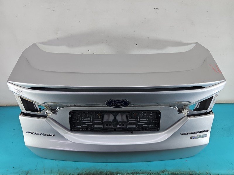 Klapa tył Ford Fusion USA 12-20 sedan 4d srebrny